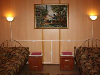 Гостиница Ботик Весково Двухместный номер с 2 двуспальными кроватями-4